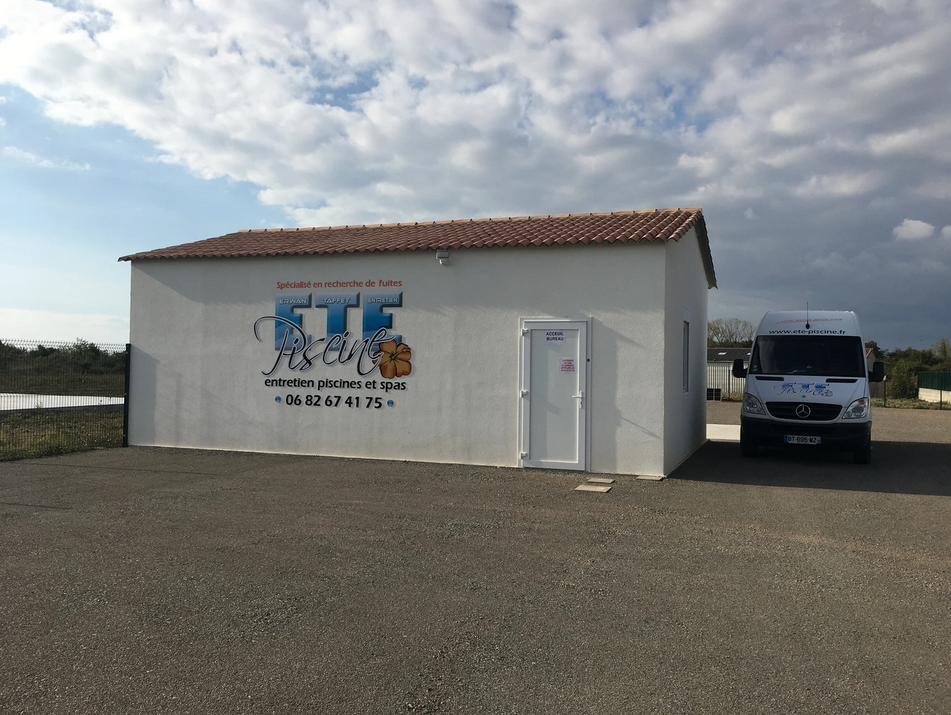 Locaux été piscine