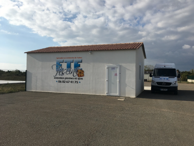 Locaux été piscine